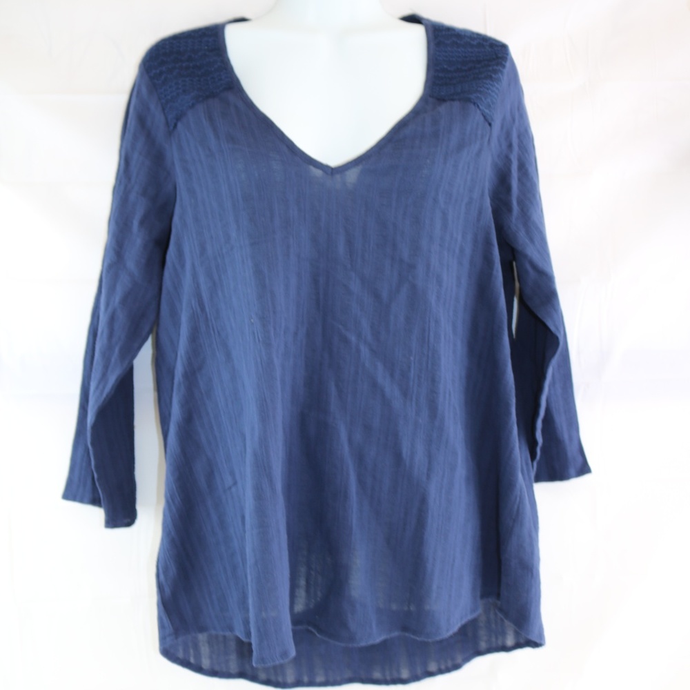 Universal thread goods sz S v neck blouse navy